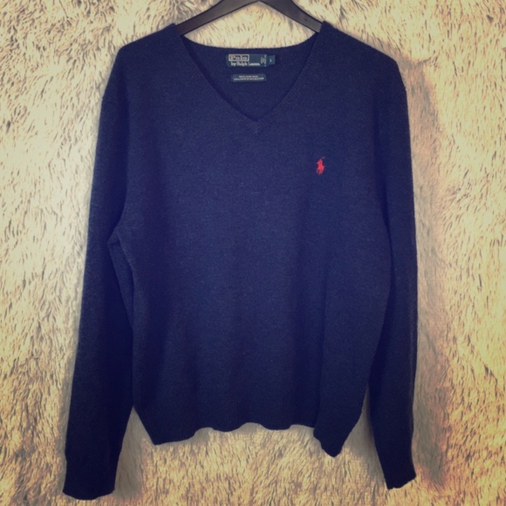 Men’s Ralph Lauren 100% Lamb’s Wool V-Neck Sweater